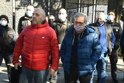 Gremios de televisin se declar en alerta por paritarias en empresas de cable