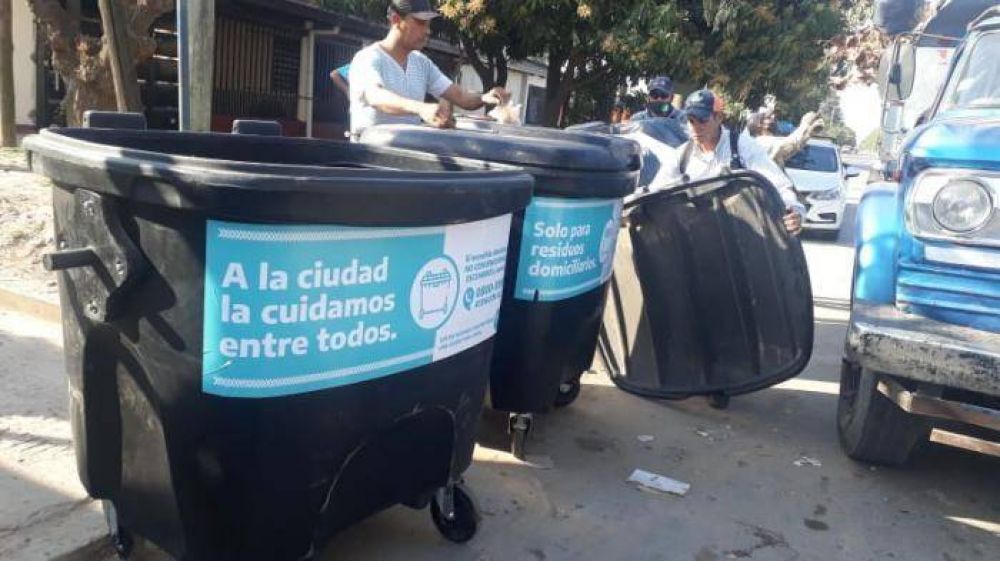 Tareas de higiene urbana y colocacin de nuevos contenedores en distintos sectores de la ciudad
