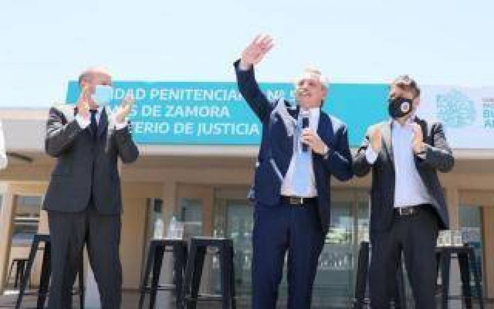 Alberto Fernndez realiza acto en Lomas de Zamora para anunciar nuevo bono para jubilados