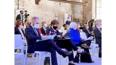 Guzm�n apuesta a la nueva l�nea de cr�ditos del FMI para estirar plazos