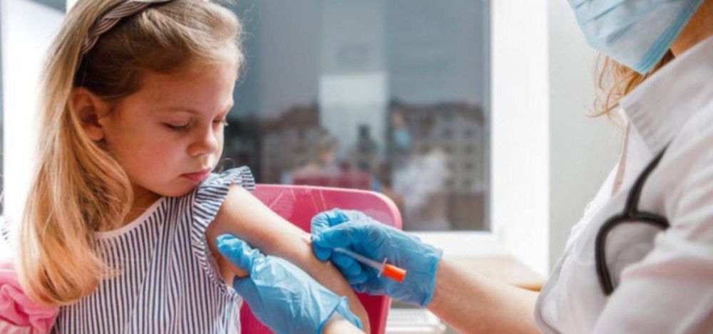 Comienza la vacunacin peditrica en Argentina: Estados Unidos don tres millones de vacunas de Moderna