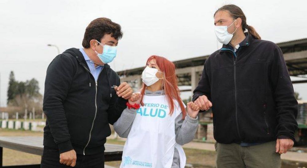 Espinoza anunci el comienzo de la inmunizacin sin turno para los vecinos de ms de 35 de La Matanza
