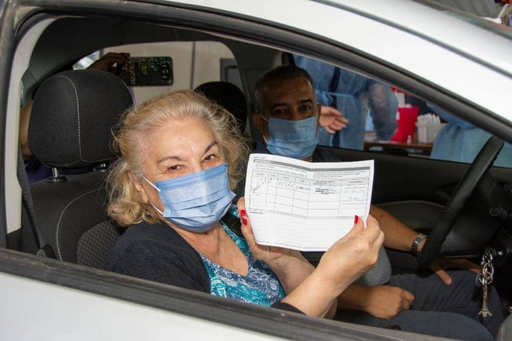 R�cord de aplicaci�n de vacunas en C�rdoba: se colocaron 73.533 dosis
