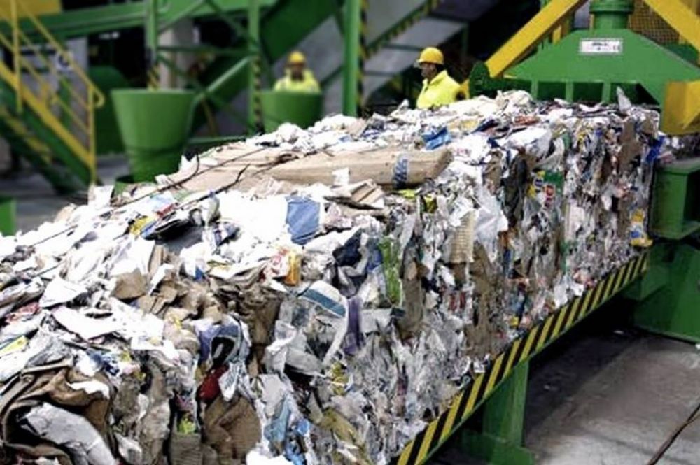 En La Plata, reclamos salariales en el CEAMSE podran afectar la recoleccin de residuos