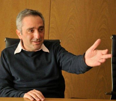 Larroque pidi� �prudencia� en la previa del cierre de listas del FdT