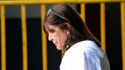 Teresa Garc�a vuelve al Senado y Kicillof deber� buscar otro reemplazo en el Ejecutivo