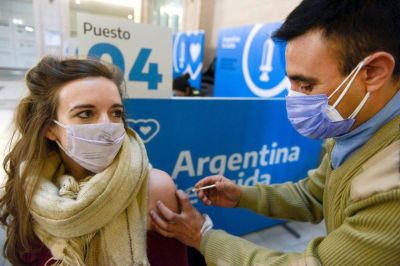 Pandemia: desde hoy pueden vacunarse mayores de 30 a�os sin turno previo