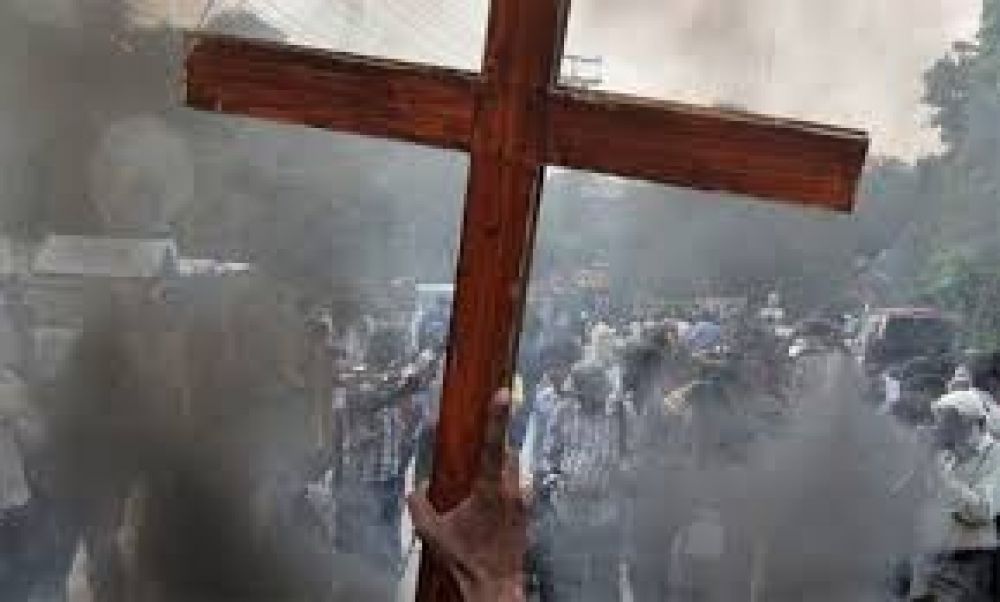 Debemos condenar tambin la persecucin de los no cristianos, dice Arzobispo copto