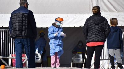 Diecisiete casos, 250 aislados y cinco detenidos por la variante Delta en C�rdoba