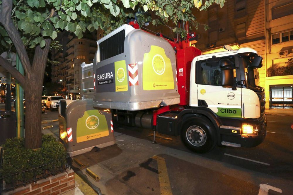 Recoleccin de residuos en la Ciudad: cmo trabajan las empresas de higiene urbana durante la noche