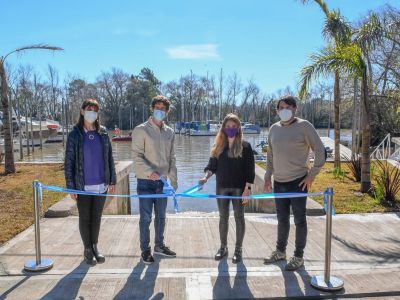 Juan Andreotti inaugur� el nuevo Muelle P�blico para vecinos isle�os
