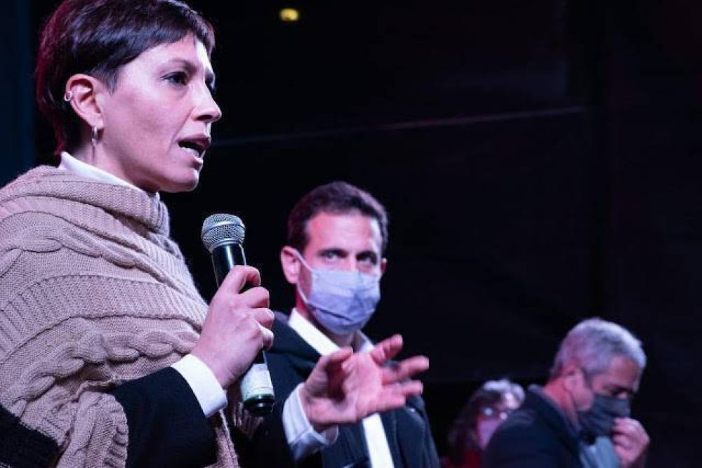Julin lvarez present la lista de precandidatos del Frente de Todos junto a Jorge Ferraresi y Mayra Mendoza