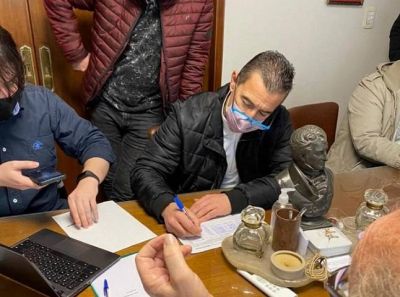 Galdurralde y Russo presentan la lista de unidad del peronismo de Lans para las PASO