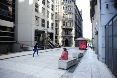 Cambios en el centro por la pandemia: ya hay reuniones de consorcio para transformar oficinas en viviendas