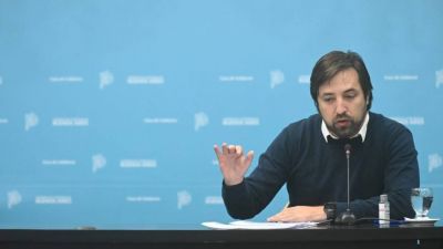 Kreplak contra Vizzotti por la tercera dosis: 