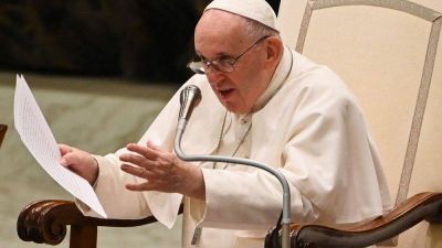 Catequesis del Papa Francisco: Amor de Jes�s es m�s importante que todos los mandamientos