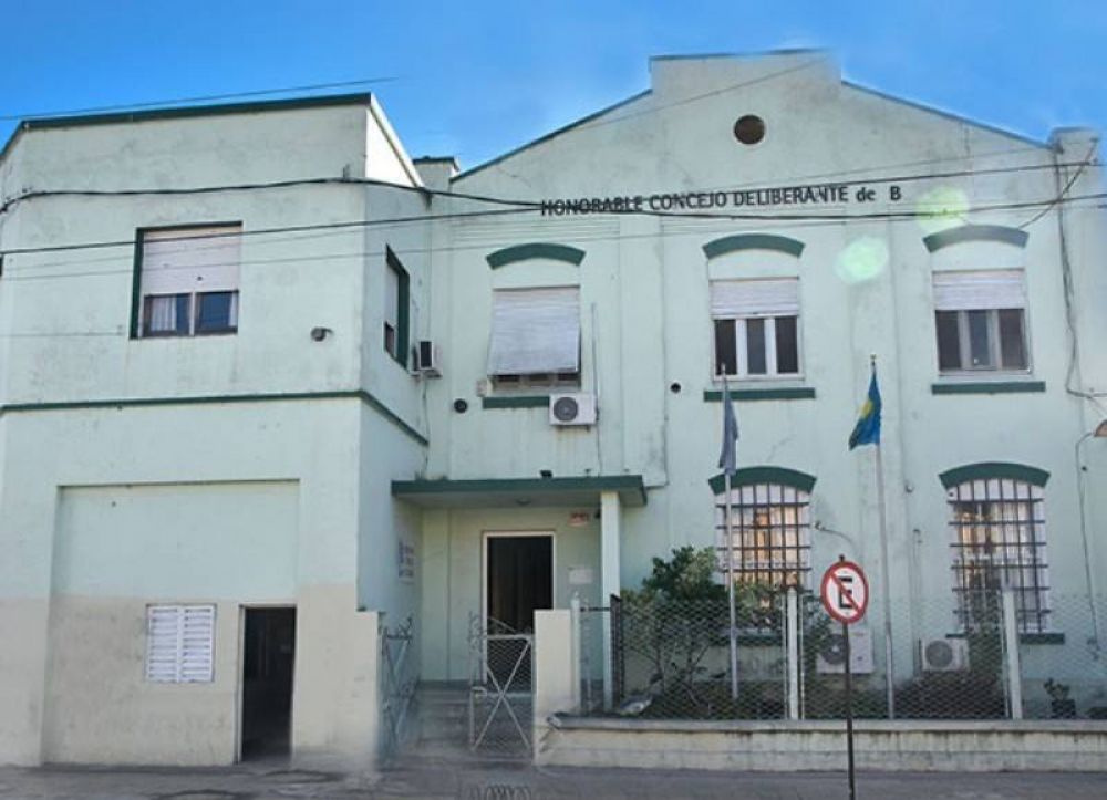 Por unanimidad, los ediles aprobaron el pedido de remoci�n de Roberto Scafati de la direcci�n de Defensa Civil