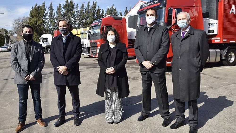 Parten desde Malvinas Argentinas las primeras vacunas elaboradas en el pa�s