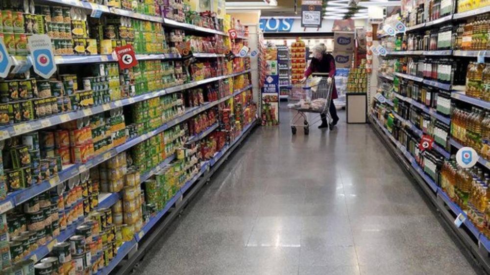 Guerra a la inflación: Comercio se reunió con supermercados chinos para apoyo a un plan oficial