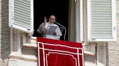 El Papa: Es la humildad la que atrajo la mirada de Dios hacia Mar�a