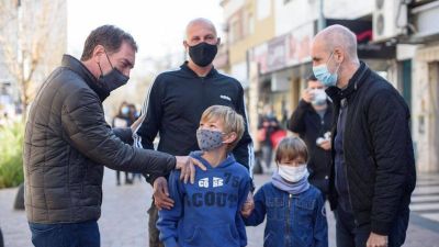 Larreta y Santilli meten en la campa�a la discusi�n de las clases