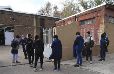 Presencialidad, premios y obligaciones para los vacunados: diversas propuestas para fomentar (a�n m�s) la inoculaci�n