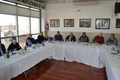 Las 62 organizaciones reuni� a su mesa chica de cara a las elecciones de la CGT y la CATT