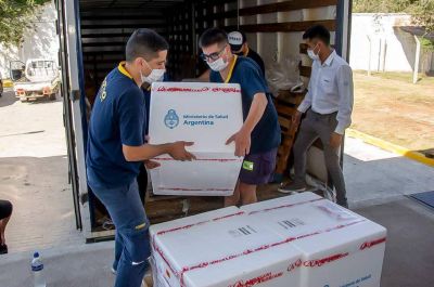 Coronavirus: arribaron a Córdoba 127.800 dosis de la vacuna Sinopharm