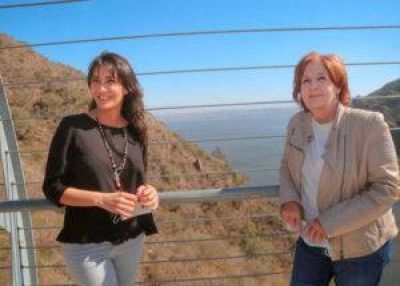 Vigo y De la Sota movilizan a mujeres con acto pol�tico