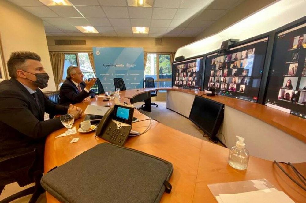 Alberto Fern�ndez dio clase de Derecho de manera virtual en la UBA
