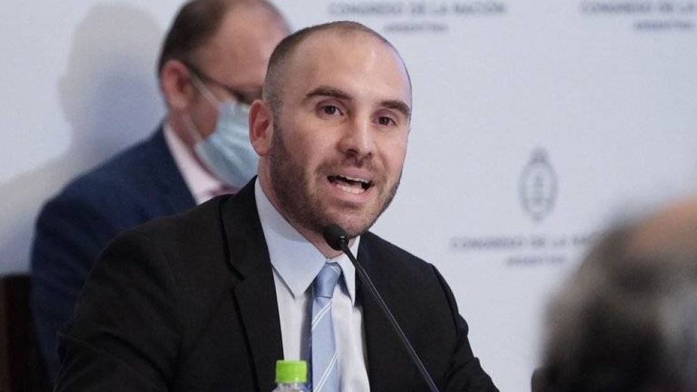 En el Congreso y en plena campa�a, Guzm�n volvi� a cuestionar al macrismo por la deuda con el FMI: �Nos dejaron un problema grav�simo�