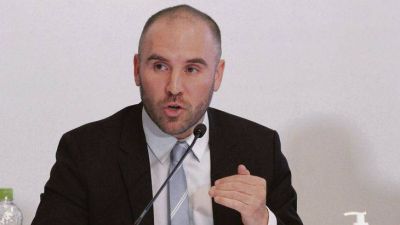 Deuda: el traspi� de agosto elev� el peso de la emisi�n y complic� la estrategia oficial