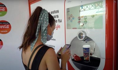 Coca-Cola instala en España su primer dispensador de bebidas ultra tecnológico con hasta 100 sabores