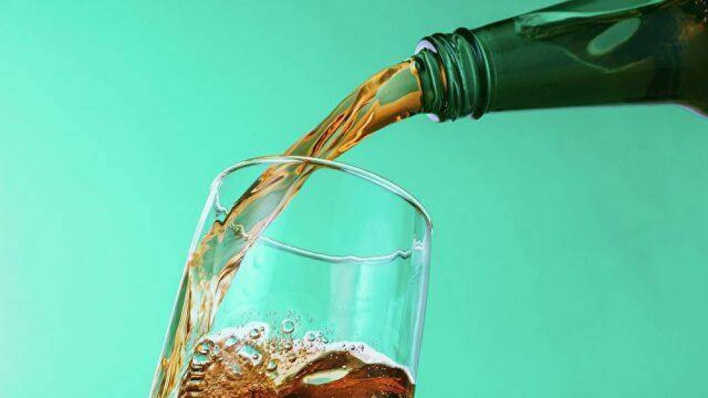Estas populares bebidas aumentan la inflamacin en el organismo