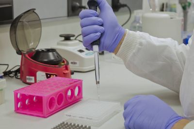 Mu y C.1.2: las nuevas cepas del COVID-19, su peligrosidad y la �resistencia? a las vacunas
