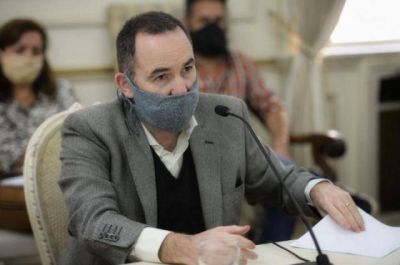 �En boca de Montenegro hablar de producci�n es hipocres�a�, asegur� el senador Fiorini