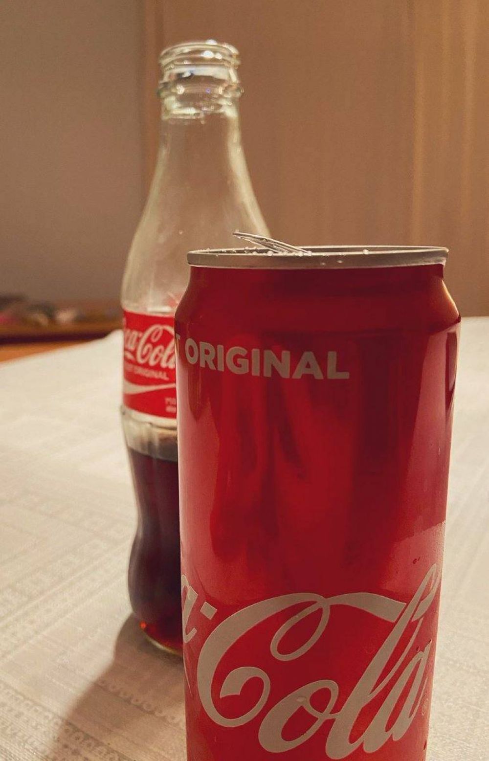 Vampipe compara dos tipos de Coca-Cola y promocin acaba en disparo contra la marca