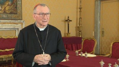 Parolin: El Papa nos pide que seamos testigos de una Iglesia dirigida al mundo