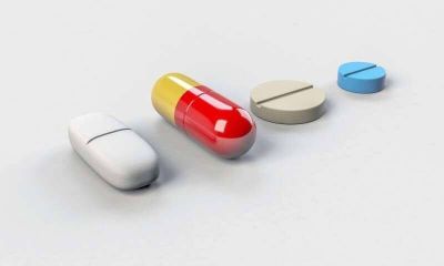 Vincular los precios de los medicamentos recetados en EEUU con los que se pagan en otros países reduciría los costes a la mitad