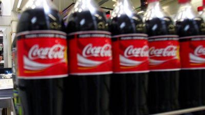 Competencia admite la denuncia de una firma lucense contra Coca-Cola
