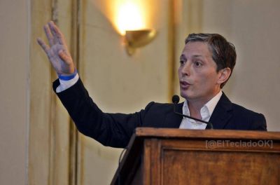 Intendentes respaldan a Alberto Fern�ndez y refuerzan su pedido de unidad