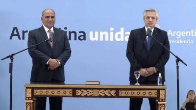Con una conferencia de prensa de Juan Manzur y Vizzotti, debuta el nuevo gabinete de Alberto Fern�ndez