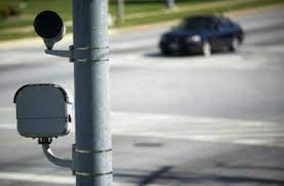 Dos gigantes del mercado van por el millonario negocio de las c�maras de seguridad en Mar del Plata