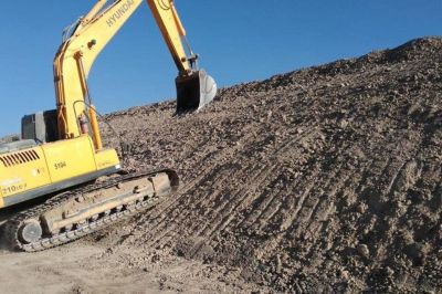 Se cumplen los plazos para colocar la geomembrana en el vertedero San Javier