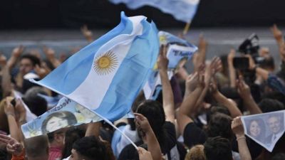 El Frente de Todos redise�a su campa�a con un mayor acercamiento al territorio
