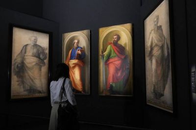 Un San Pedro atribuido a Rafael, la nueva joya que exhibe el Vaticano