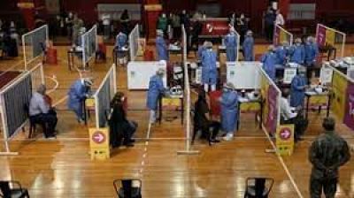 Podr�n empadronarse menores para vacunarse