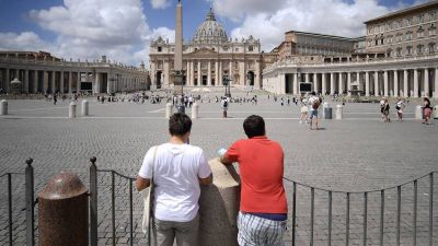 �Se contradice el Vaticano a s� mismo?