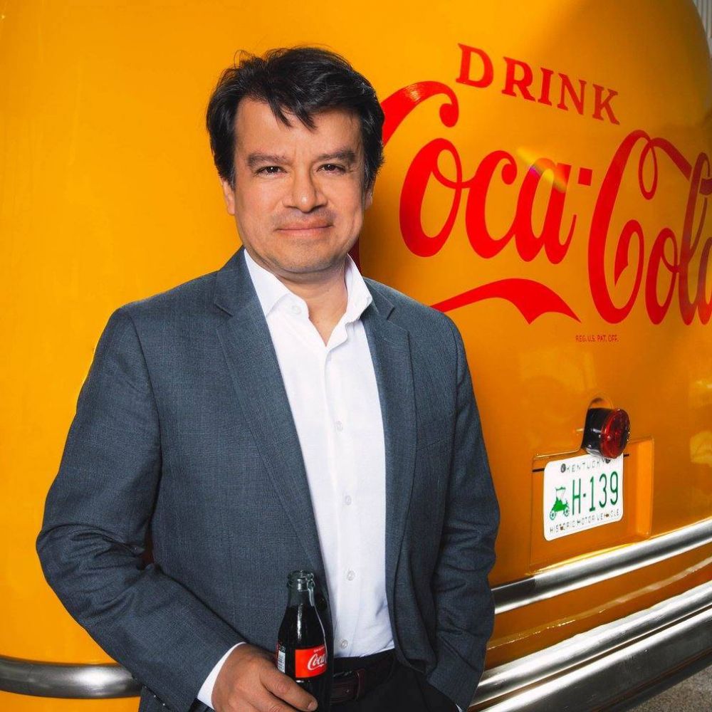 Javier Meza, vicepresidente senior de marketing de Coca-Cola sobre el nuevo rumbo de la marca: Los seres humanos siempre encontramos algo para conectar y esa es la magia verdadera