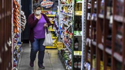Para contener la inflaci�n, el Gobierno avanza con el etiquetado de precios en los envases